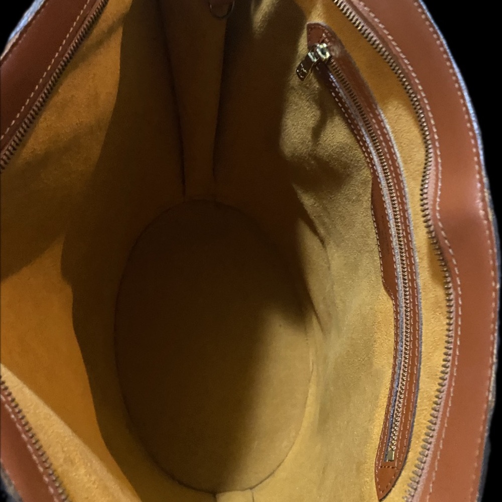 Louis Vuitton Saint Jacques Epi Leather Bag Made in France - Picture 10 of 15